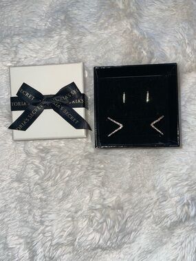 Victoria's Secret Silver Pave Chevron & Hoop Earring Set